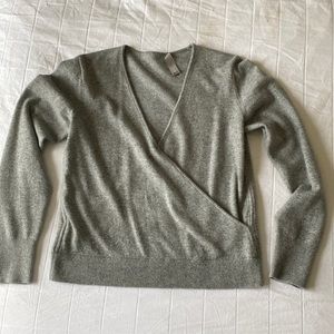 Everlane Women's V-Neck Wrap Sweater in Heather Gray
